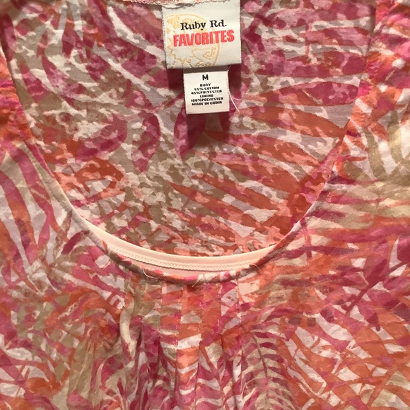 Fun beachy Ruby Rd top - Picture 2 of 4